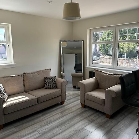 Modern 3 Bedroom Apartment In Markinch, Fife Экстерьер фото